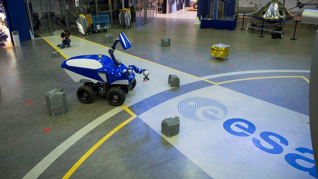 Researchers created a new system to help robots learn from mistakes