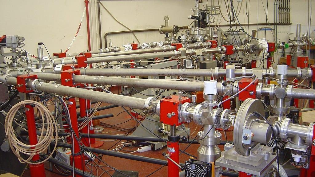 AI agent doubles polarization control speed in nuclear physics